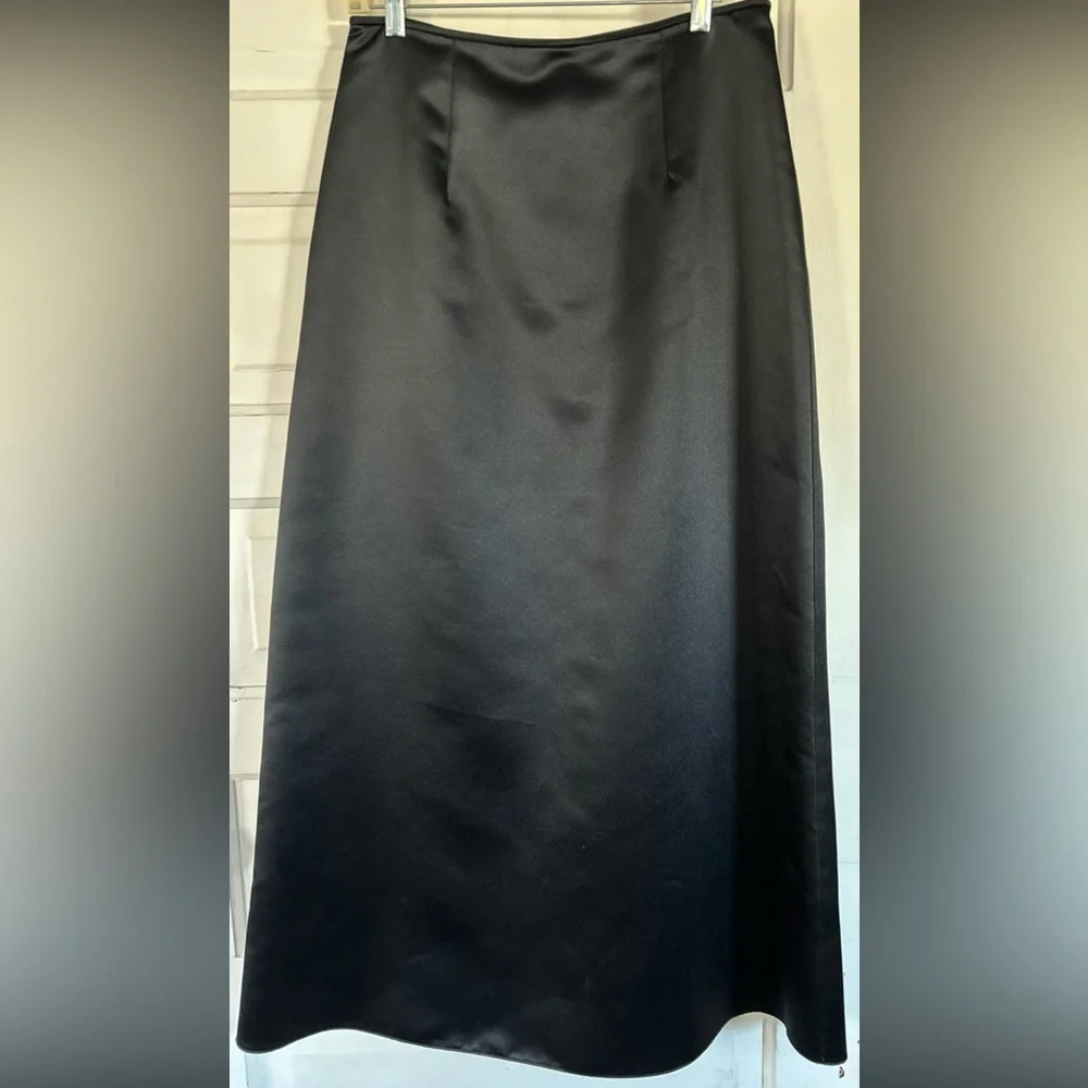 Jessica McClintock Elegant Black Maxi Skirt. Size 11